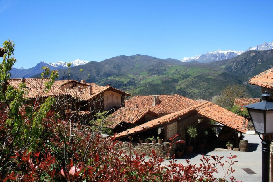 LA CASA DE LAS CHIMENEAS – turismo rural en Liébana y Potes, Cantabria