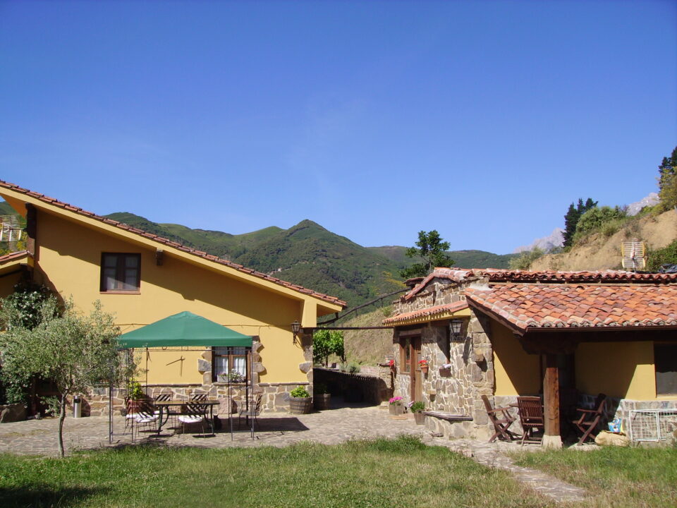 CENTRO ECUESTRE Y ALOJAMIENTOS ARAVALLE – turismo rural en Liébana y Potes, Cantabria