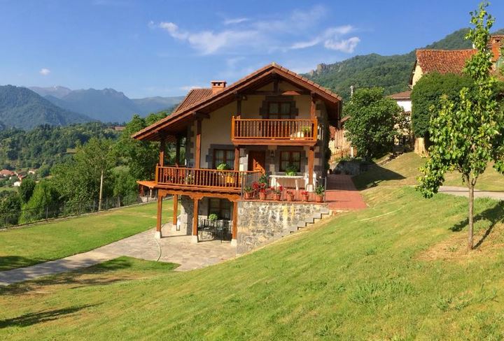 DORMIR EN LIEBANA