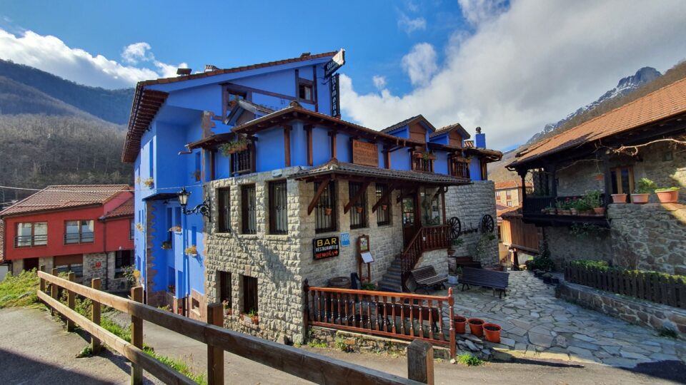 HOSTAL REMOÑA – turismo rural en Liébana y Potes, Cantabria