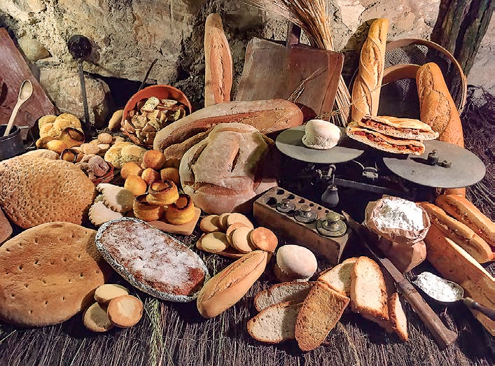 PANADERÍAS Y REPOSTERÍAS – turismo rural en Liébana y Potes, Cantabria