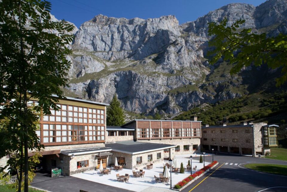 PARADOR NACIONAL DE FUENTE DÉ – turismo rural en Liébana y Potes, Cantabria